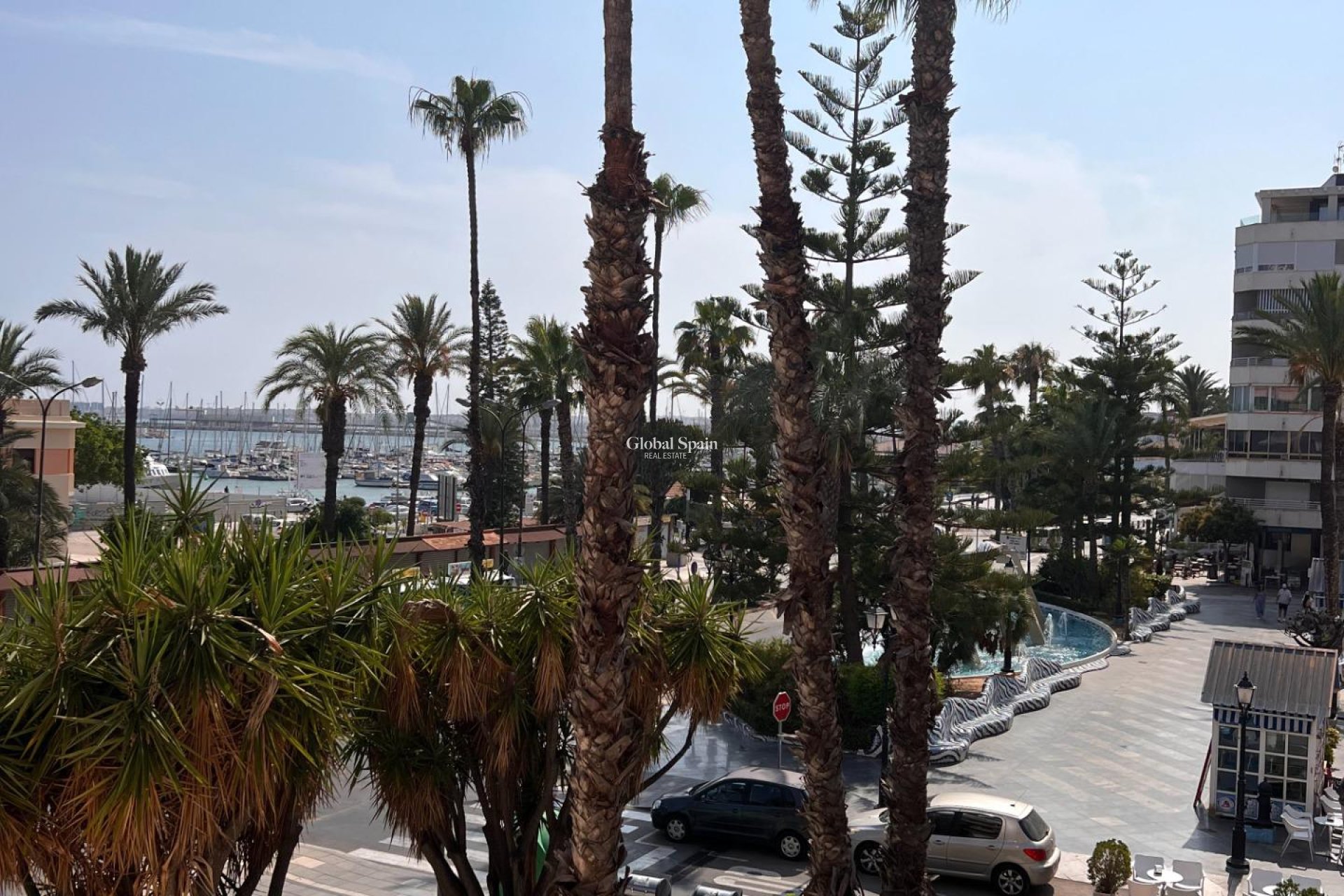 Odsprzedaż - DOM -
TORREVIEJA - Torrevieja