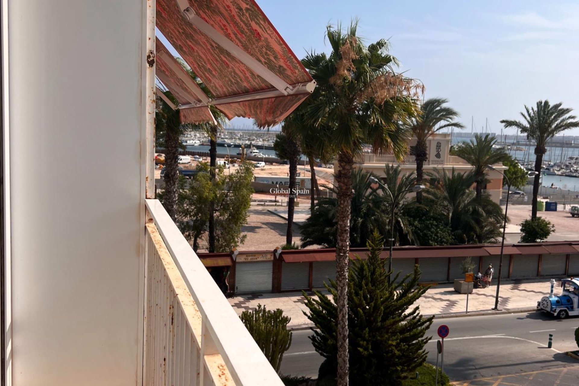 Odsprzedaż - DOM -
TORREVIEJA - Torrevieja