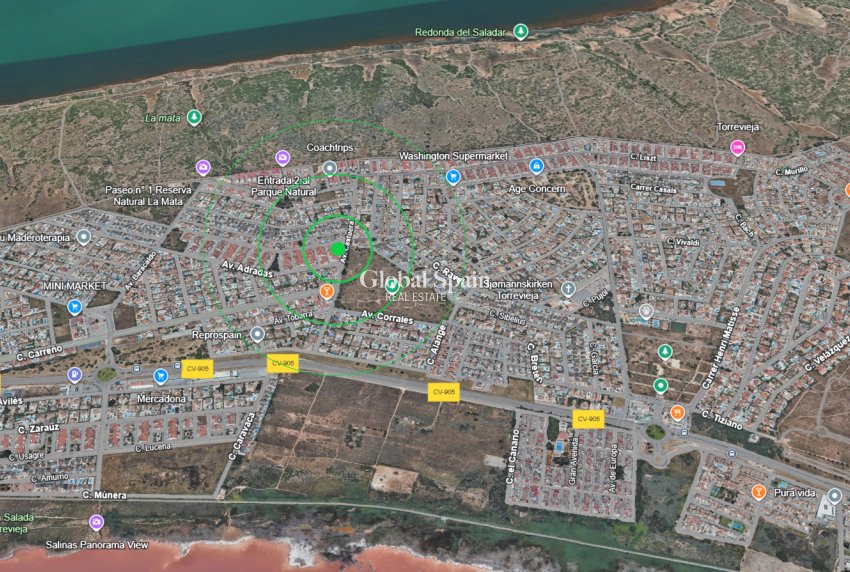 Odsprzedaż - DOM -
TORREVIEJA - 