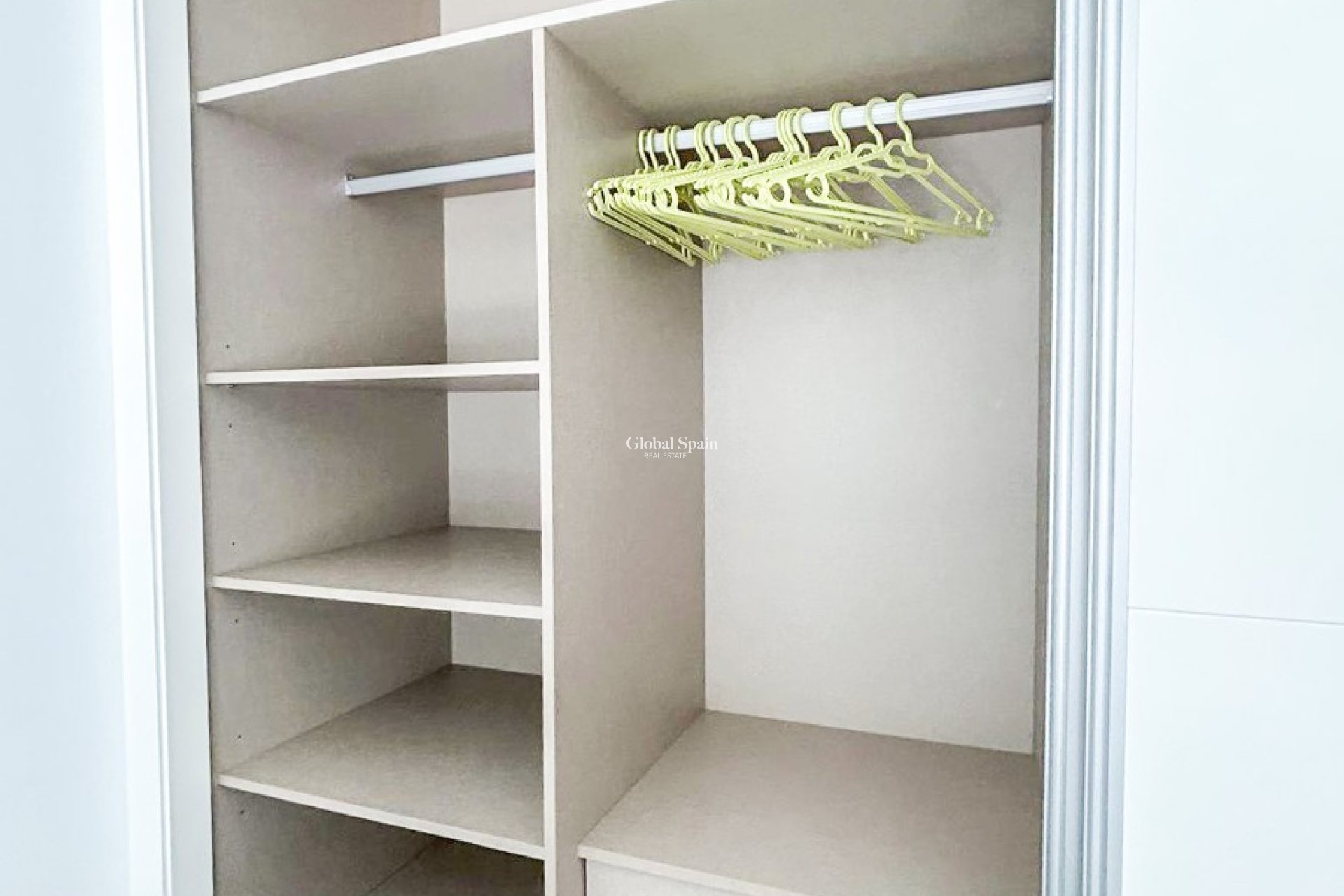 Odsprzedaż - DOM -
VISTABELLA GOLF  - 