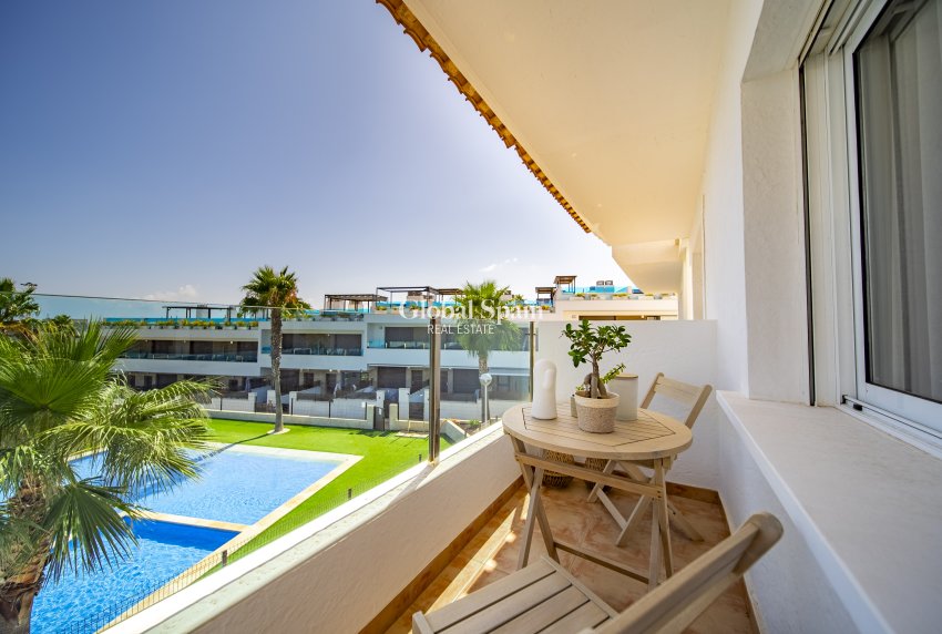 Odsprzedaż - Dom w miasteczku -
TORREVIEJA - LOS BALCONES - LOS ALTOS