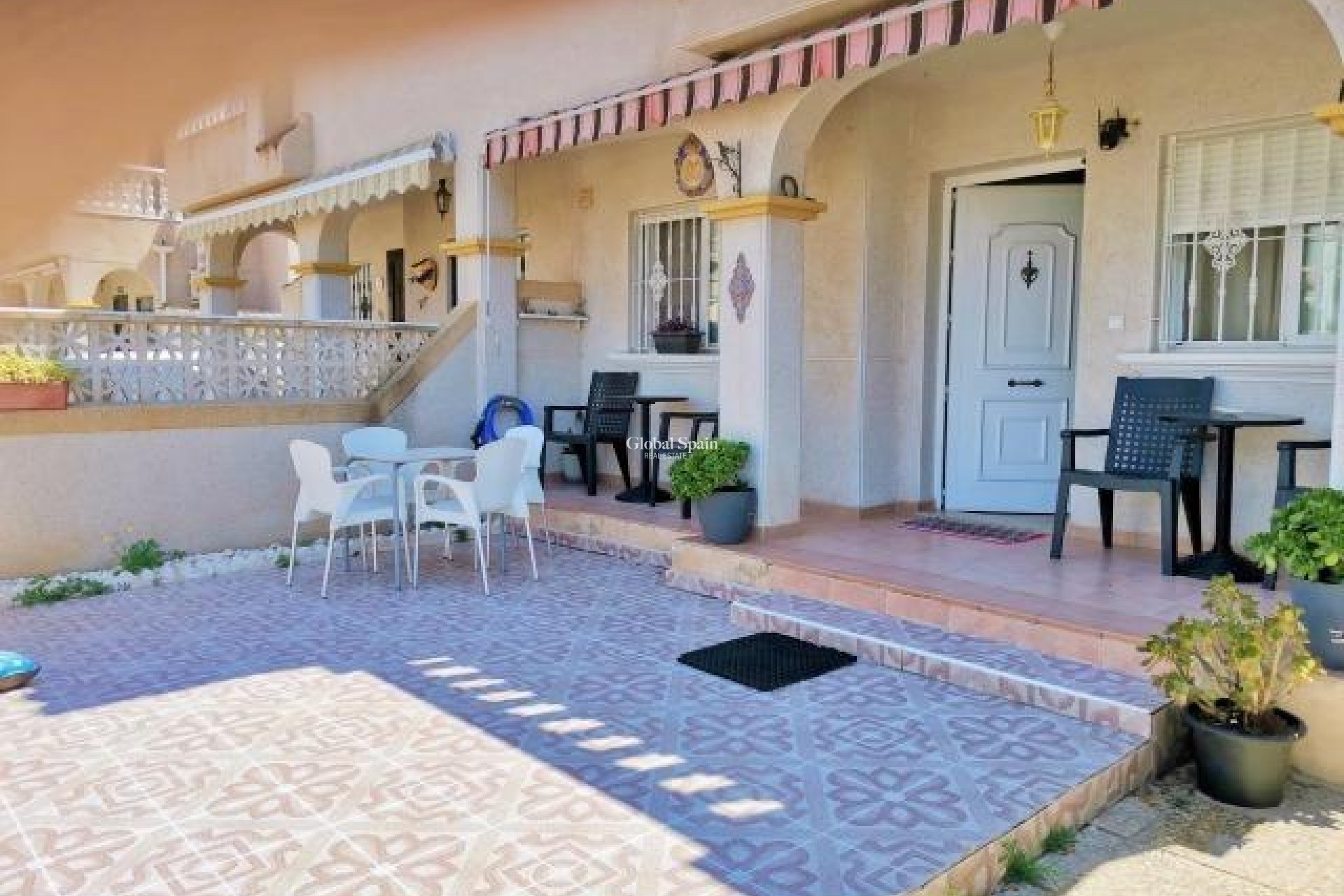 Odsprzedaż - Dupleks -
TORREVIEJA - El limonar