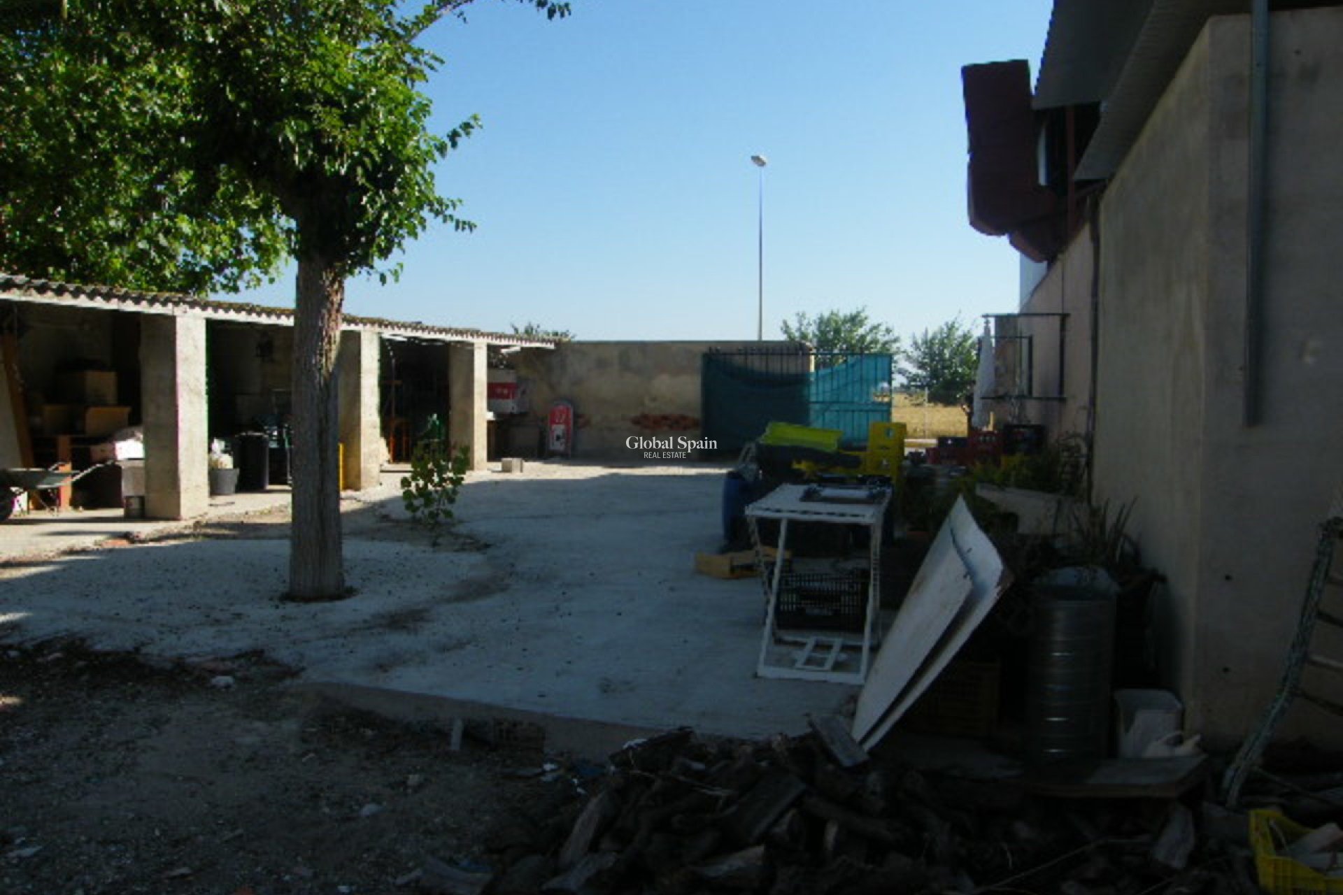 Odsprzedaż - DZIAŁKA GRUNTU -
DAYA VIEJA - Costa Blanca