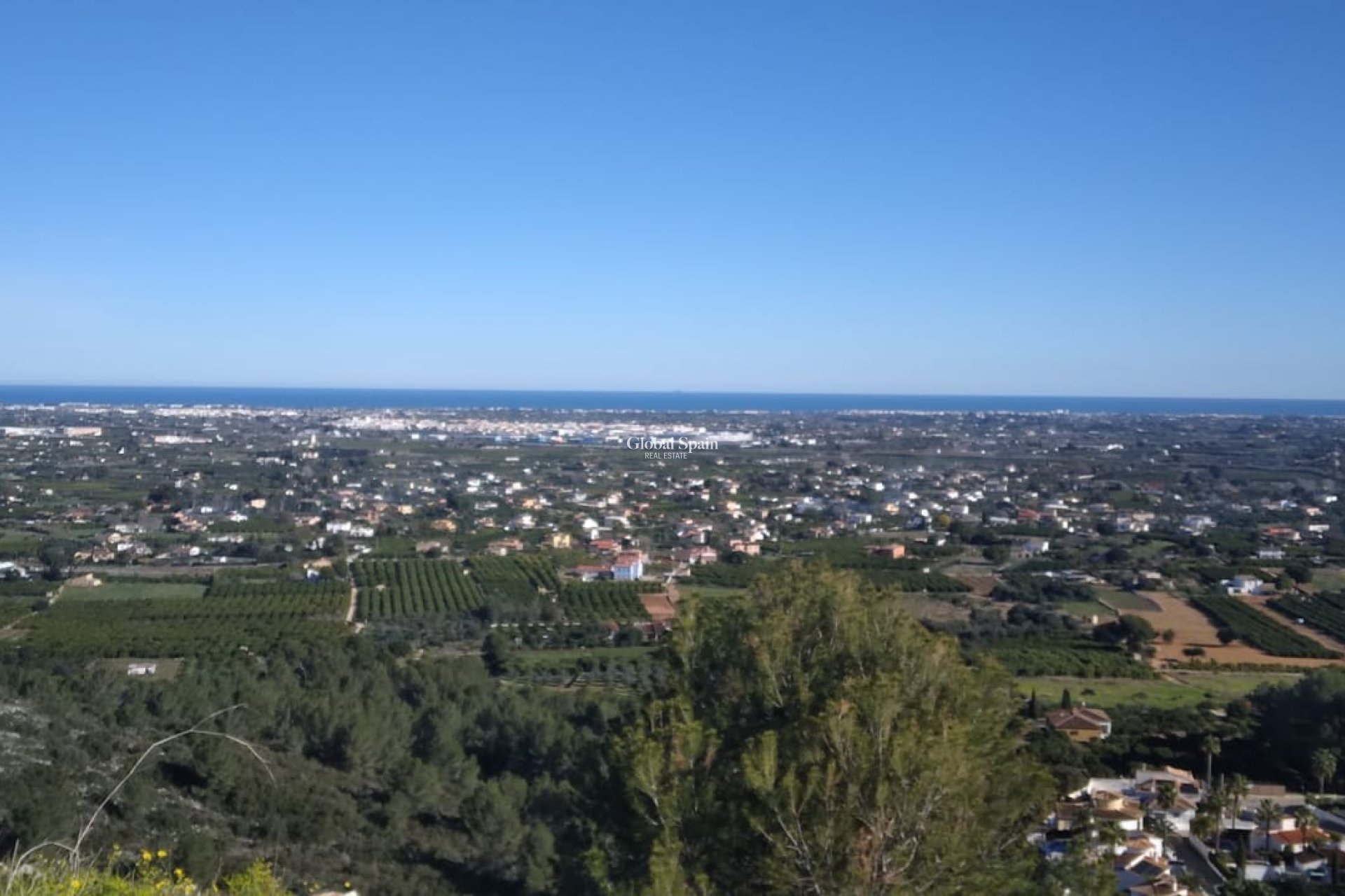 Odsprzedaż - DZIAŁKA GRUNTU -
PEDREGUER - Pedreguer