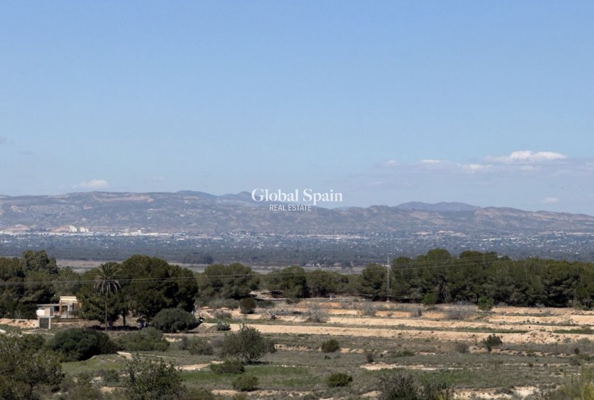 Odsprzedaż - DZIAŁKA GRUNTU -
SAN FULGENCIO - LA MARINA