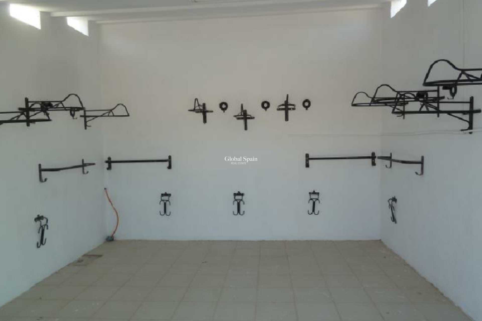 Odsprzedaż - DZIAŁKA GRUNTU -
SAN MIGUEL DE SALINAS - Inland