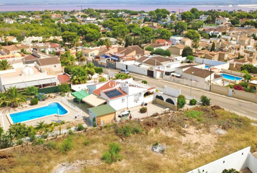 Odsprzedaż - Działka / Ziemia -
TORREVIEJA - LOS BALCONES - LOS ALTOS