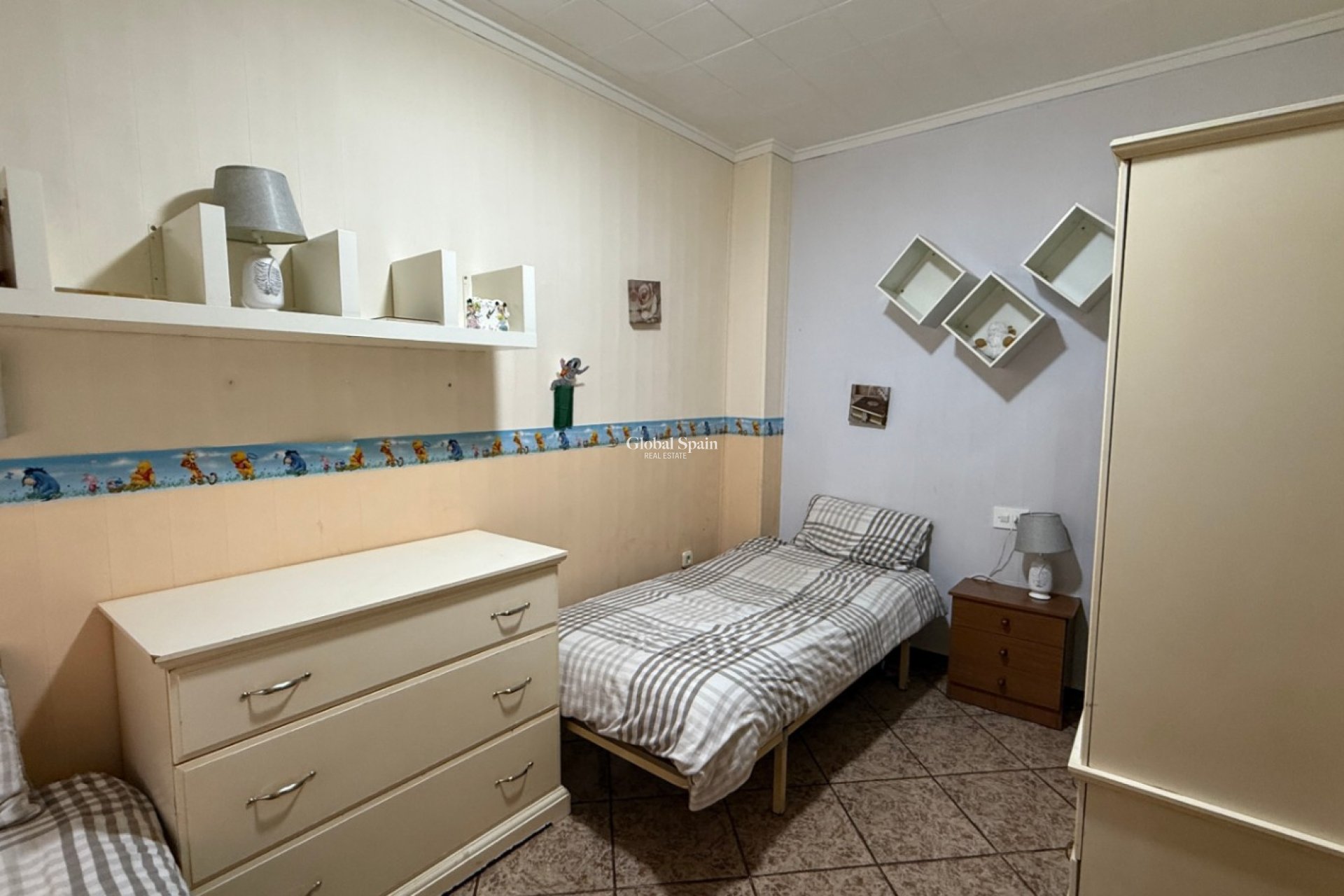 Odsprzedaż - Kamienica -
TORREVIEJA - Costa Blanca Sur