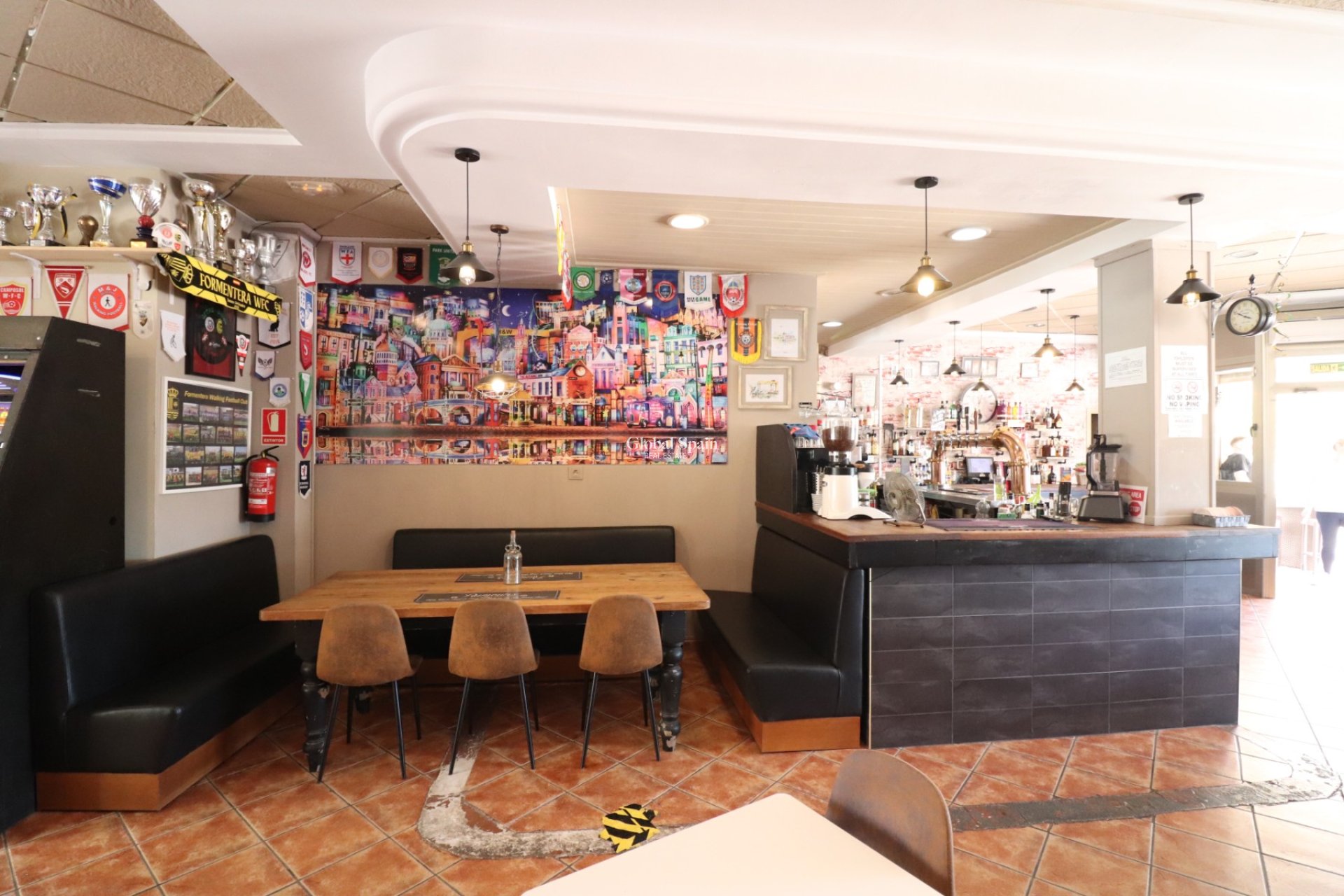 Odsprzedaż - Komercyjny (dzierżawa) -
FORMENTERA DEL SEGURA - Formentera - Village