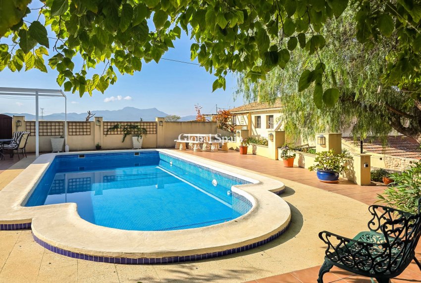 Odsprzedaż - Landhuis -
Torre Del Rico