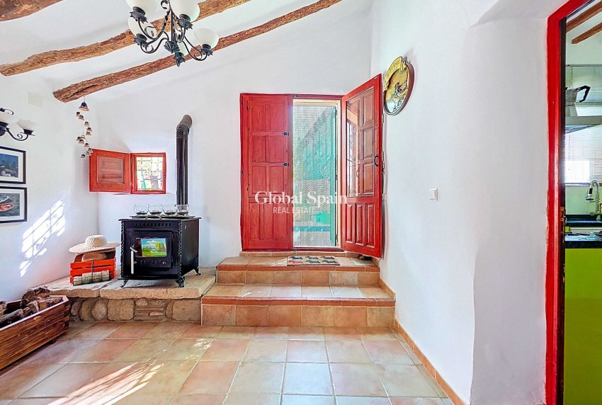 Odsprzedaż - Landhuis -
Torre Del Rico