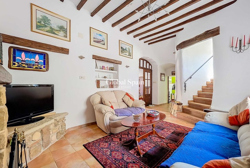 Odsprzedaż - Landhuis -
Torre Del Rico