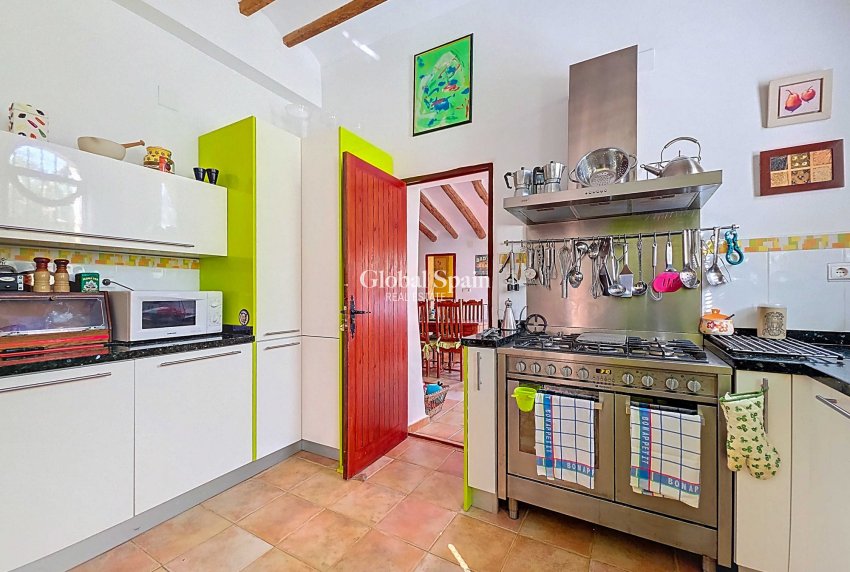 Odsprzedaż - Landhuis -
Torre Del Rico