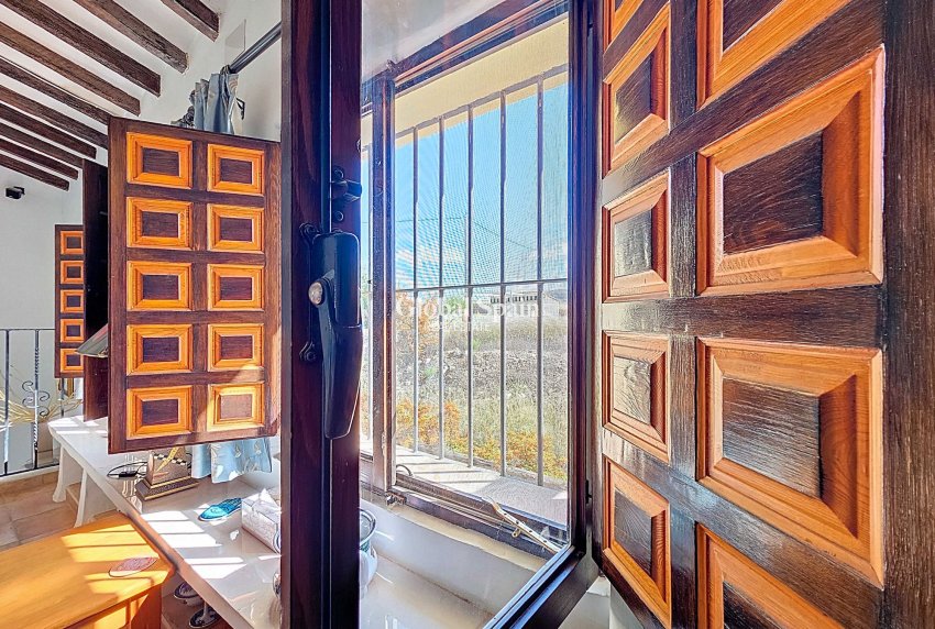 Odsprzedaż - Landhuis -
Torre Del Rico