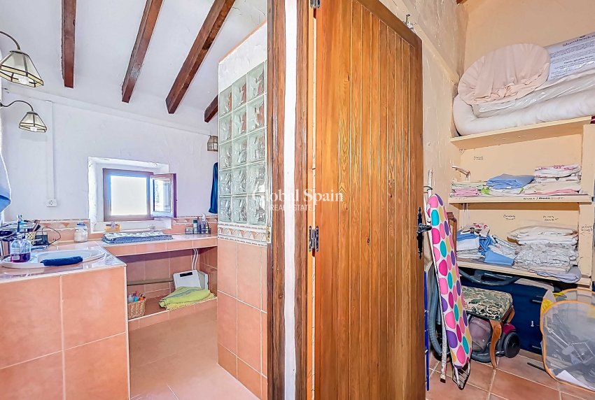 Odsprzedaż - Landhuis -
Torre Del Rico