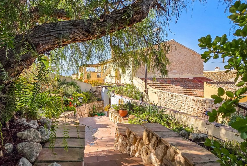 Odsprzedaż - Landhuis -
Torre Del Rico