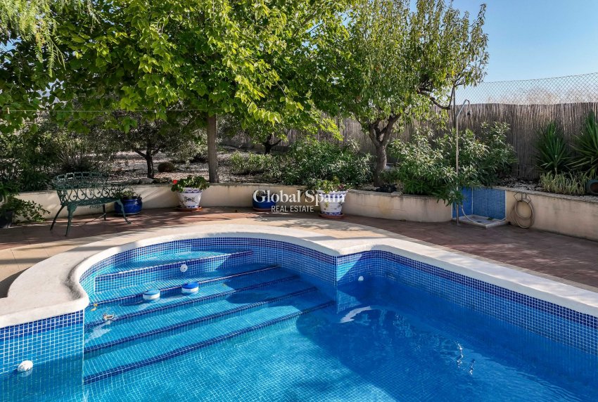 Odsprzedaż - Landhuis -
Torre Del Rico