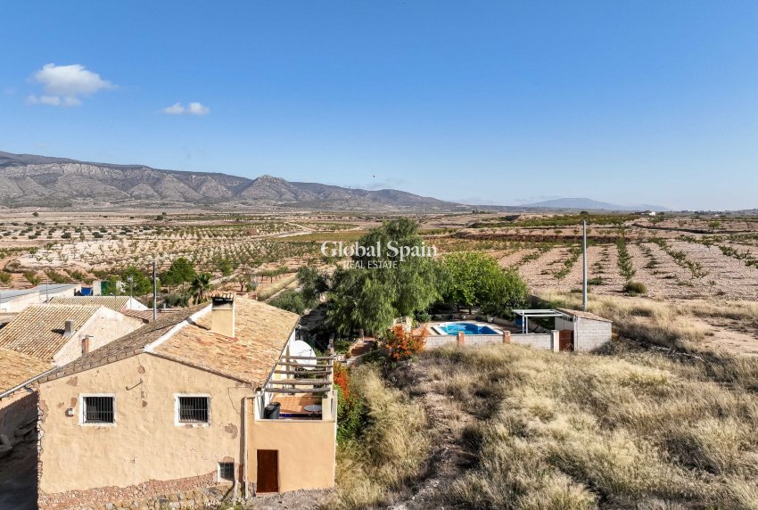 Odsprzedaż - Landhuis -
Torre Del Rico