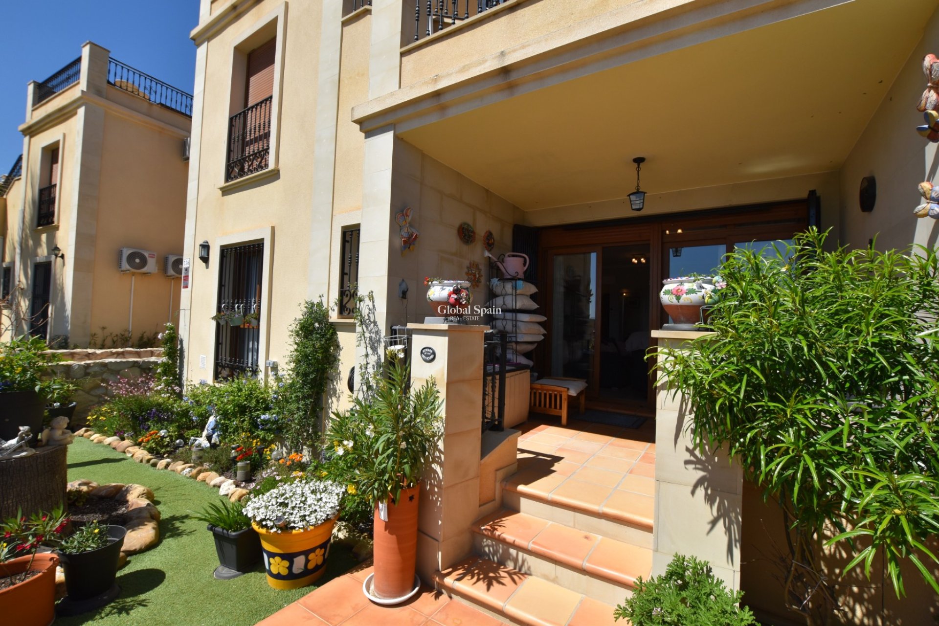 Odsprzedaż - MIESZKANIE -
ALGORFA - Inland