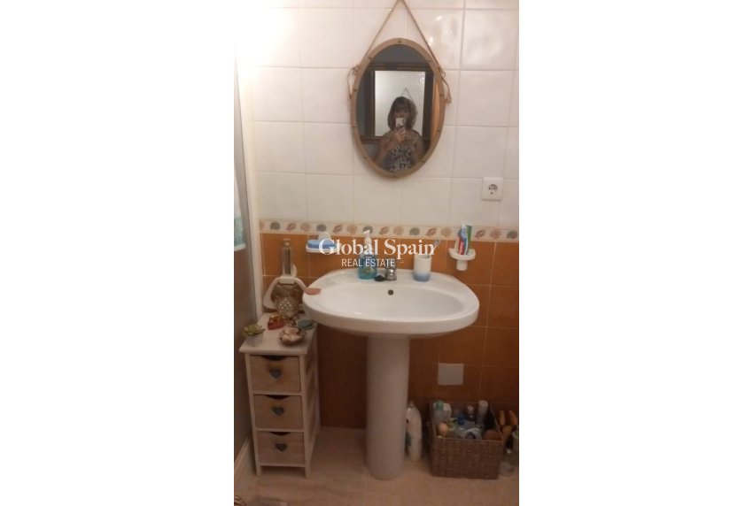 Odsprzedaż - MIESZKANIE -
ALGORFA