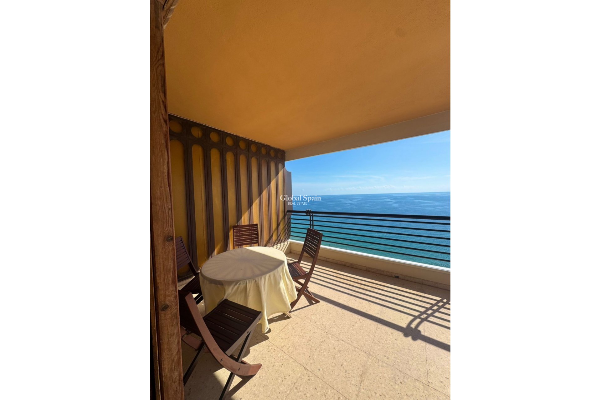 Odsprzedaż - MIESZKANIE -
BENIDORM - Costa Blanca