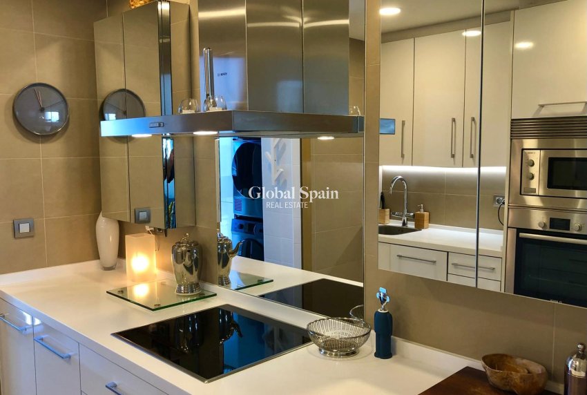 Odsprzedaż - MIESZKANIE -
BENIDORM - Costa Blanca