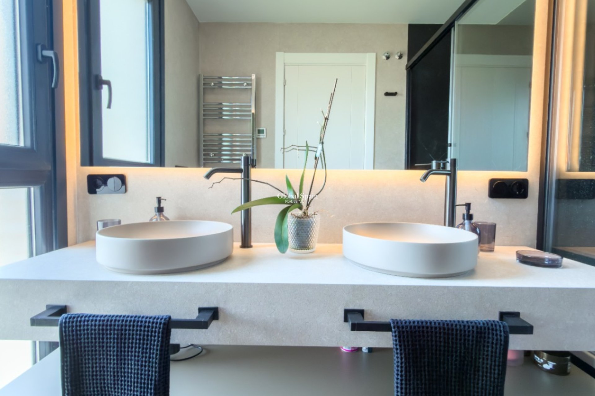 Odsprzedaż - MIESZKANIE -
BENIDORM - Costa Blanca