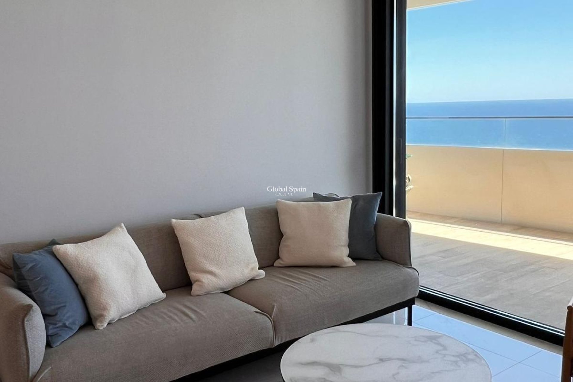 Odsprzedaż - MIESZKANIE -
BENIDORM - Poniente