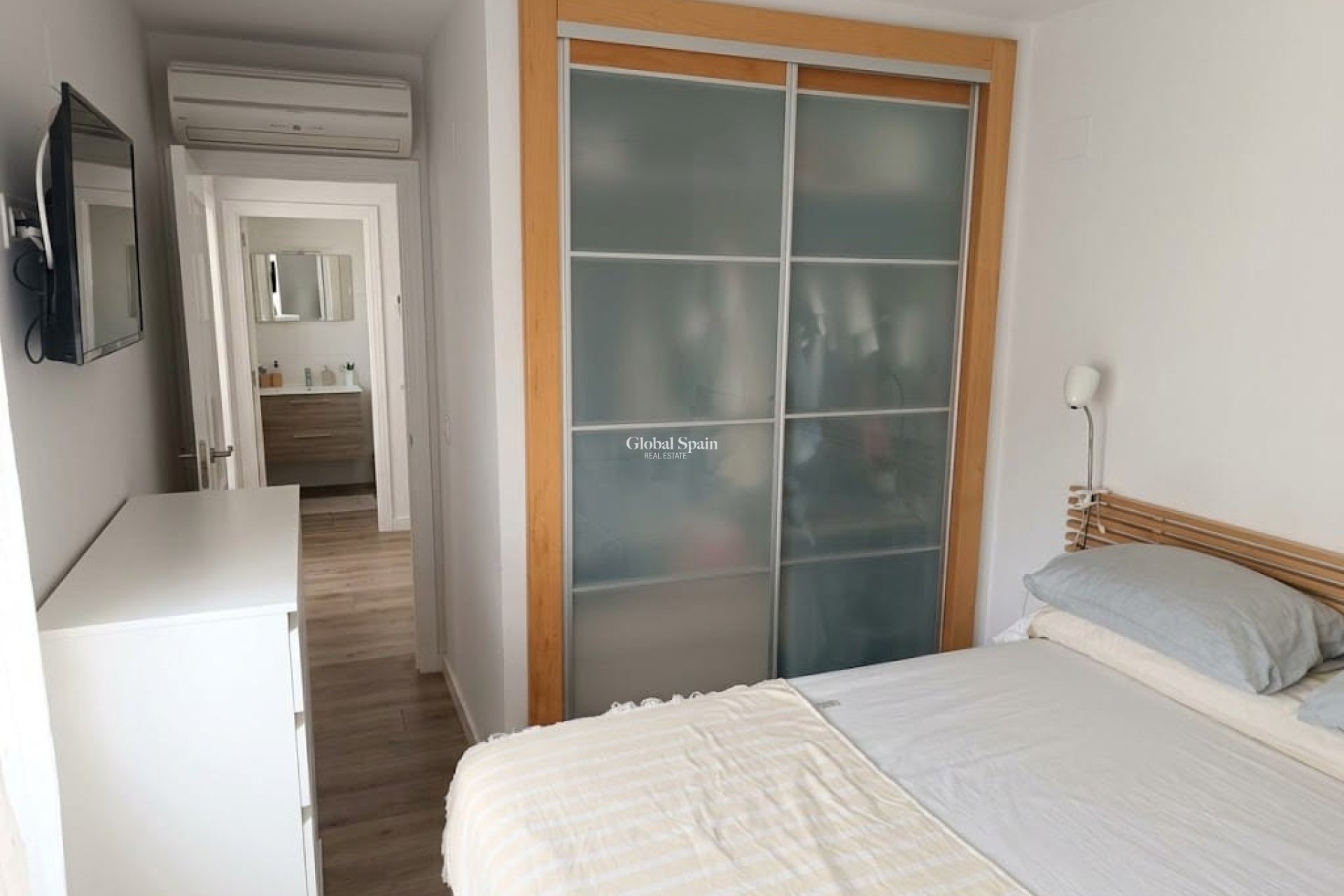 Odsprzedaż - MIESZKANIE -
BENIDORM - Zona de Poniente