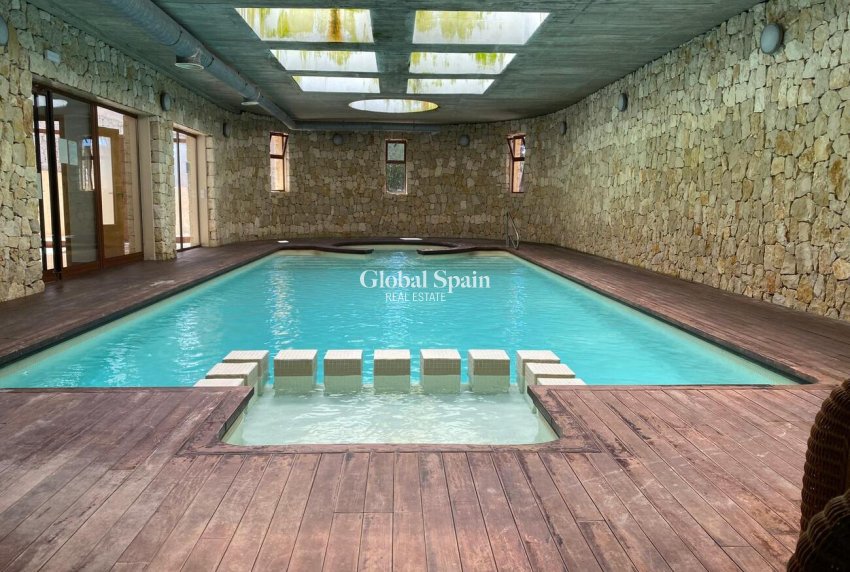 Odsprzedaż - MIESZKANIE -
BENISSA - Costa Blanca