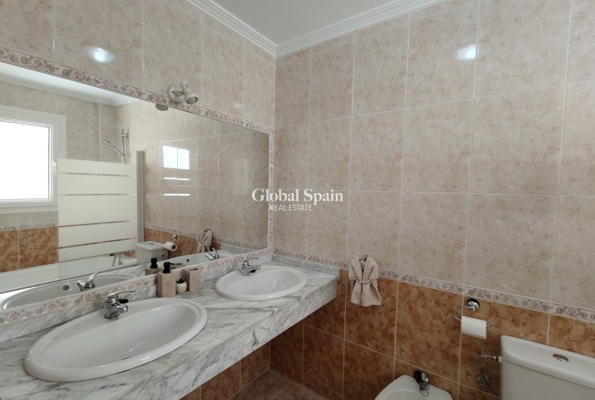 Odsprzedaż - MIESZKANIE -
CABO ROIG - Costa Blanca