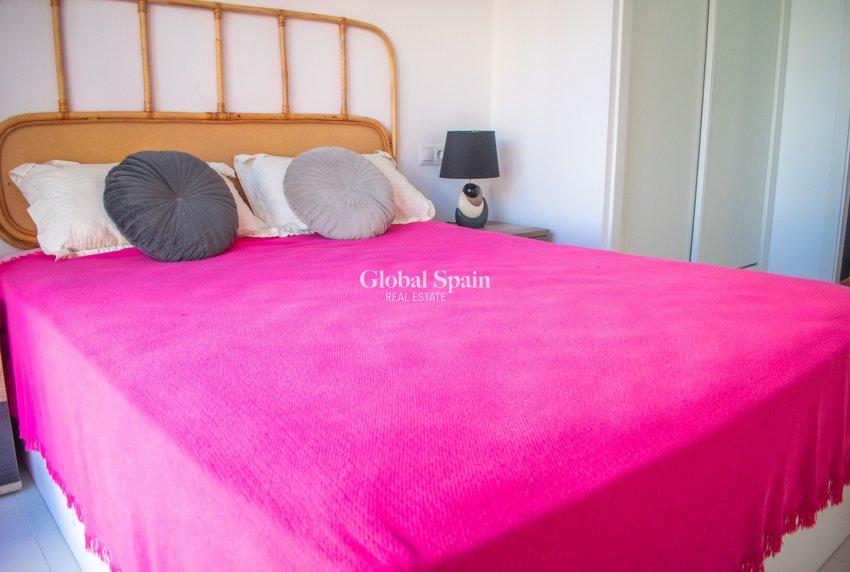 Odsprzedaż - MIESZKANIE -
CALPE - Zona Levante - Playa Fossa
