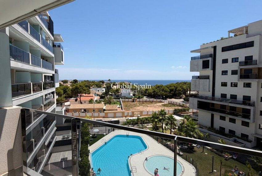 Odsprzedaż - MIESZKANIE -
DEHESA DE CAMPOAMOR - Costa Blanca