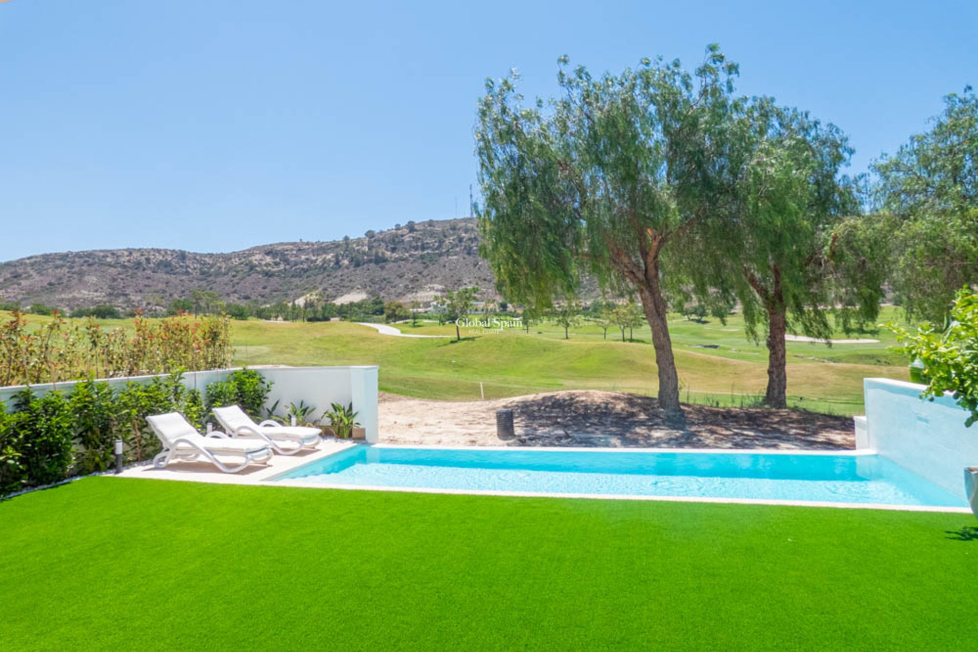 Odsprzedaż - MIESZKANIE -
FONT DEL LLOP - 