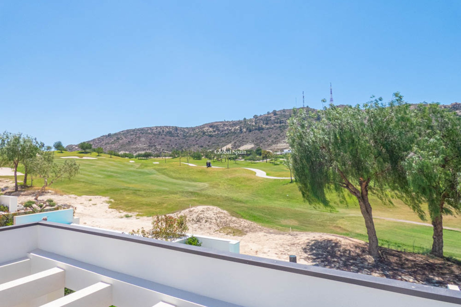 Odsprzedaż - MIESZKANIE -
FONT DEL LLOP - 