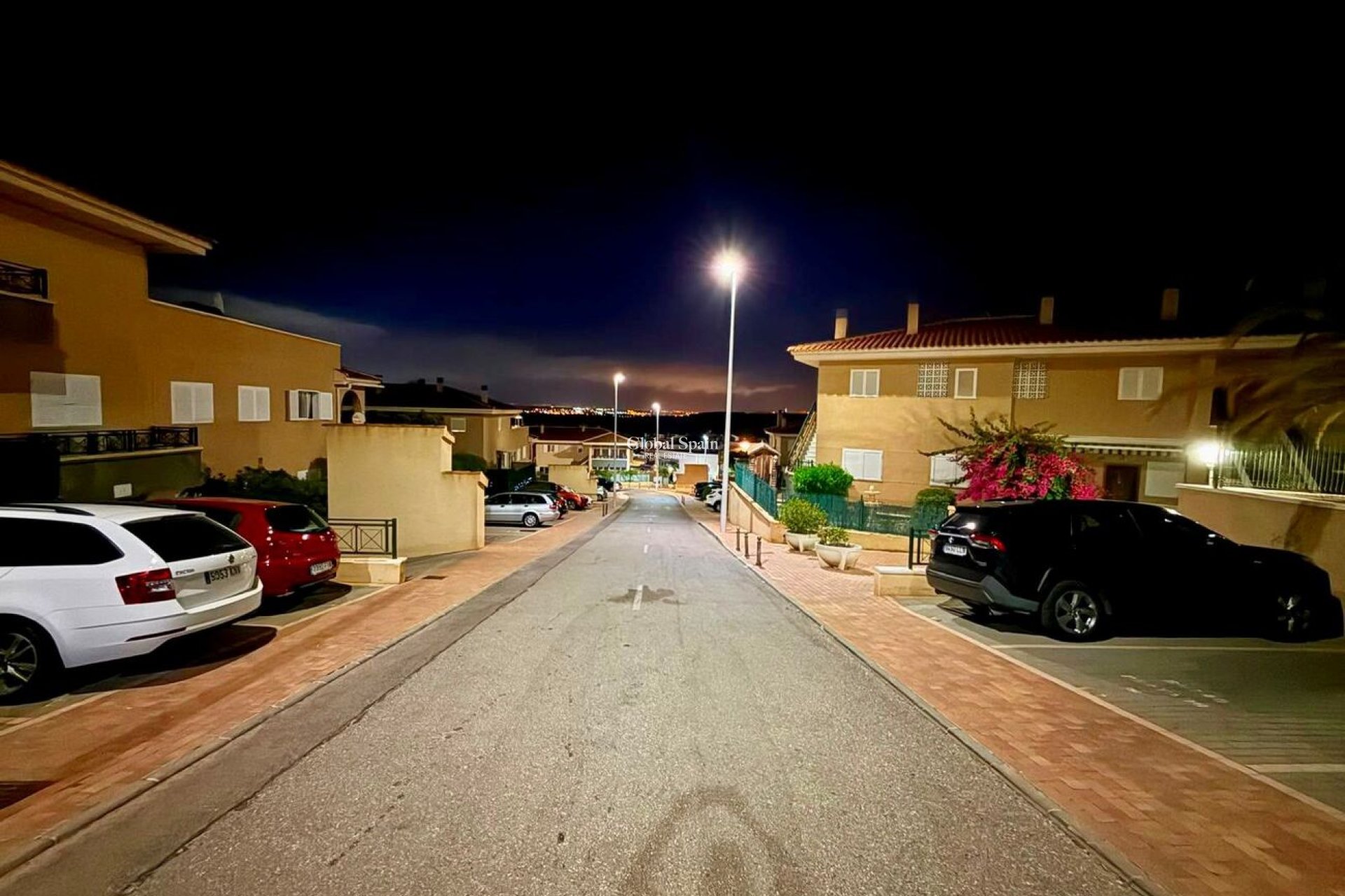 Odsprzedaż - MIESZKANIE -
GRAN ALACANT - Costa Blanca