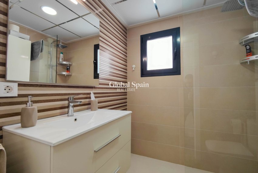 Odsprzedaż - MIESZKANIE -
GUARDAMAR DEL SEGURA - Costa Blanca