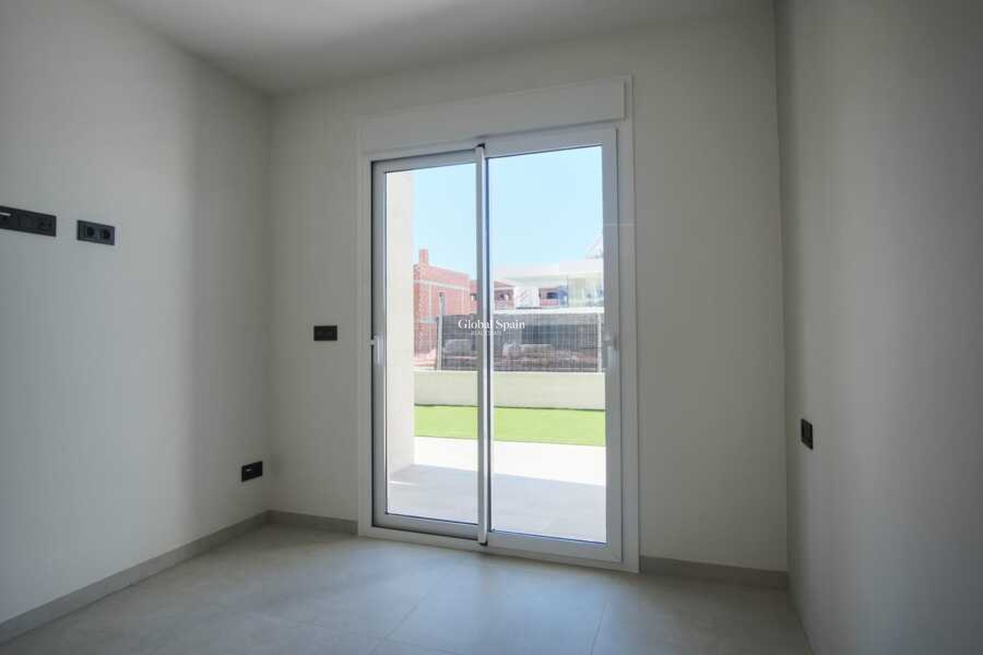 Odsprzedaż - MIESZKANIE -
GUARDAMAR DEL SEGURA - Costa Blanca