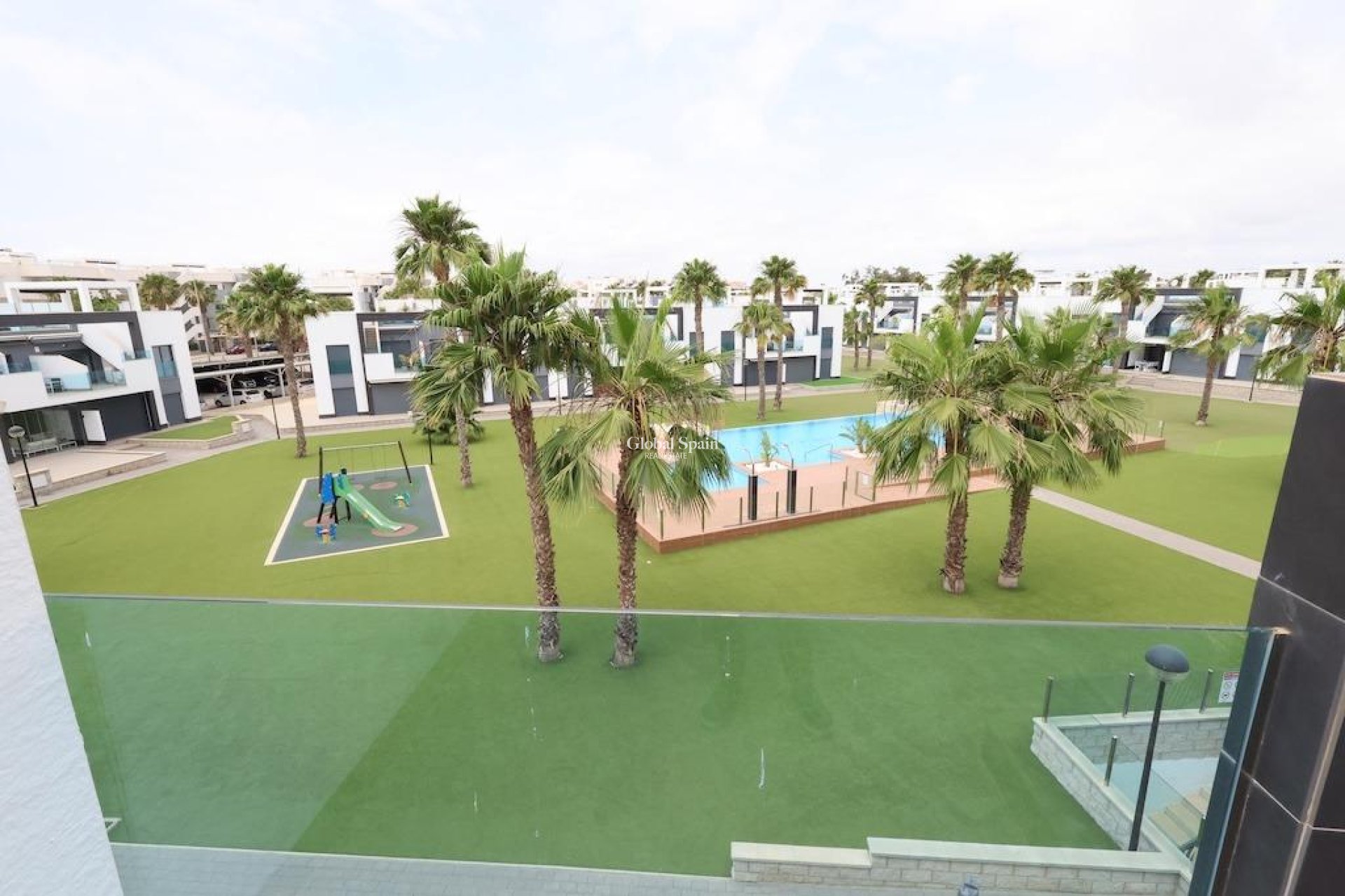 Odsprzedaż - MIESZKANIE -
GUARDAMAR DEL SEGURA - Costa Blanca