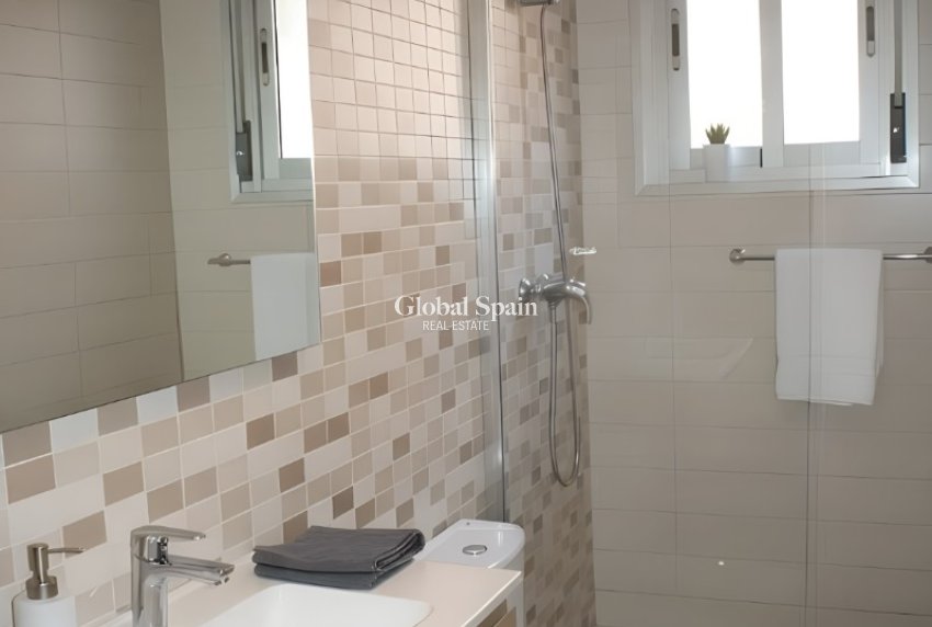 Odsprzedaż - MIESZKANIE -
GUARDAMAR DEL SEGURA