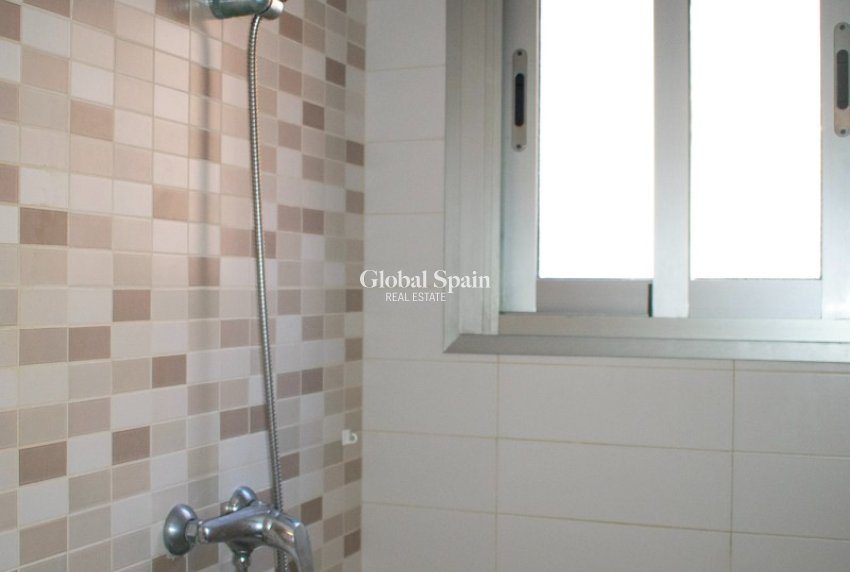 Odsprzedaż - MIESZKANIE -
GUARDAMAR DEL SEGURA