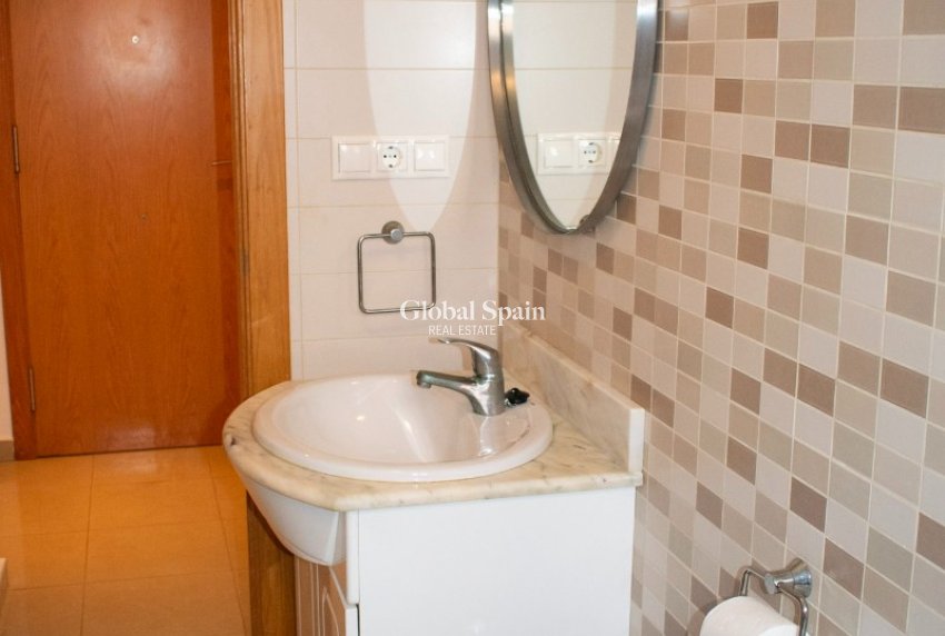 Odsprzedaż - MIESZKANIE -
GUARDAMAR DEL SEGURA