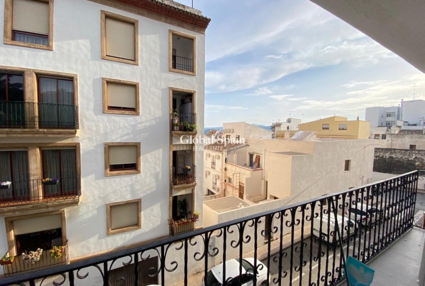 Odsprzedaż - MIESZKANIE -
JÁVEA - Costa Blanca