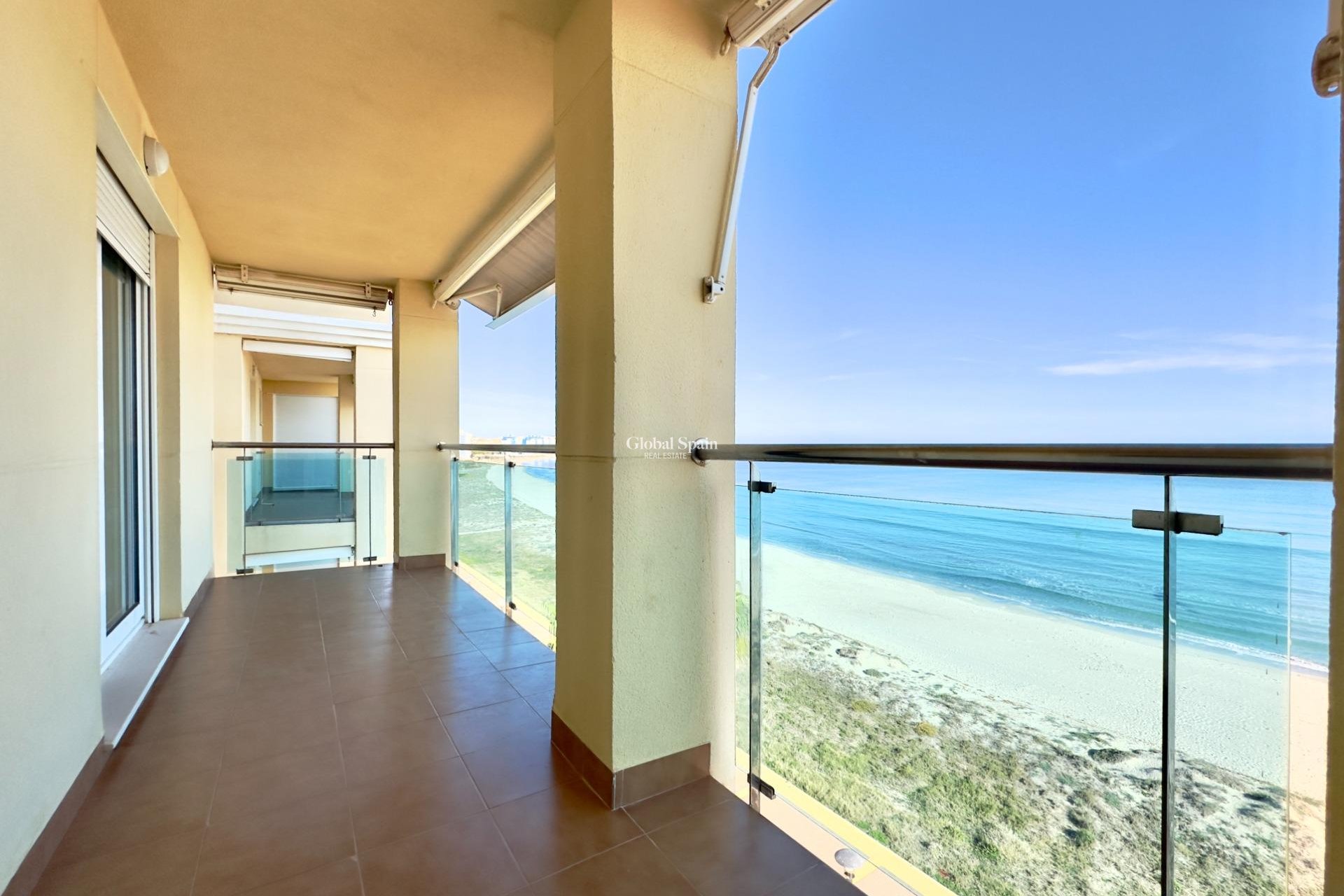 Odsprzedaż - MIESZKANIE -
LA MANGA DEL MAR MENOR - Playa del Esparto-Veneziola