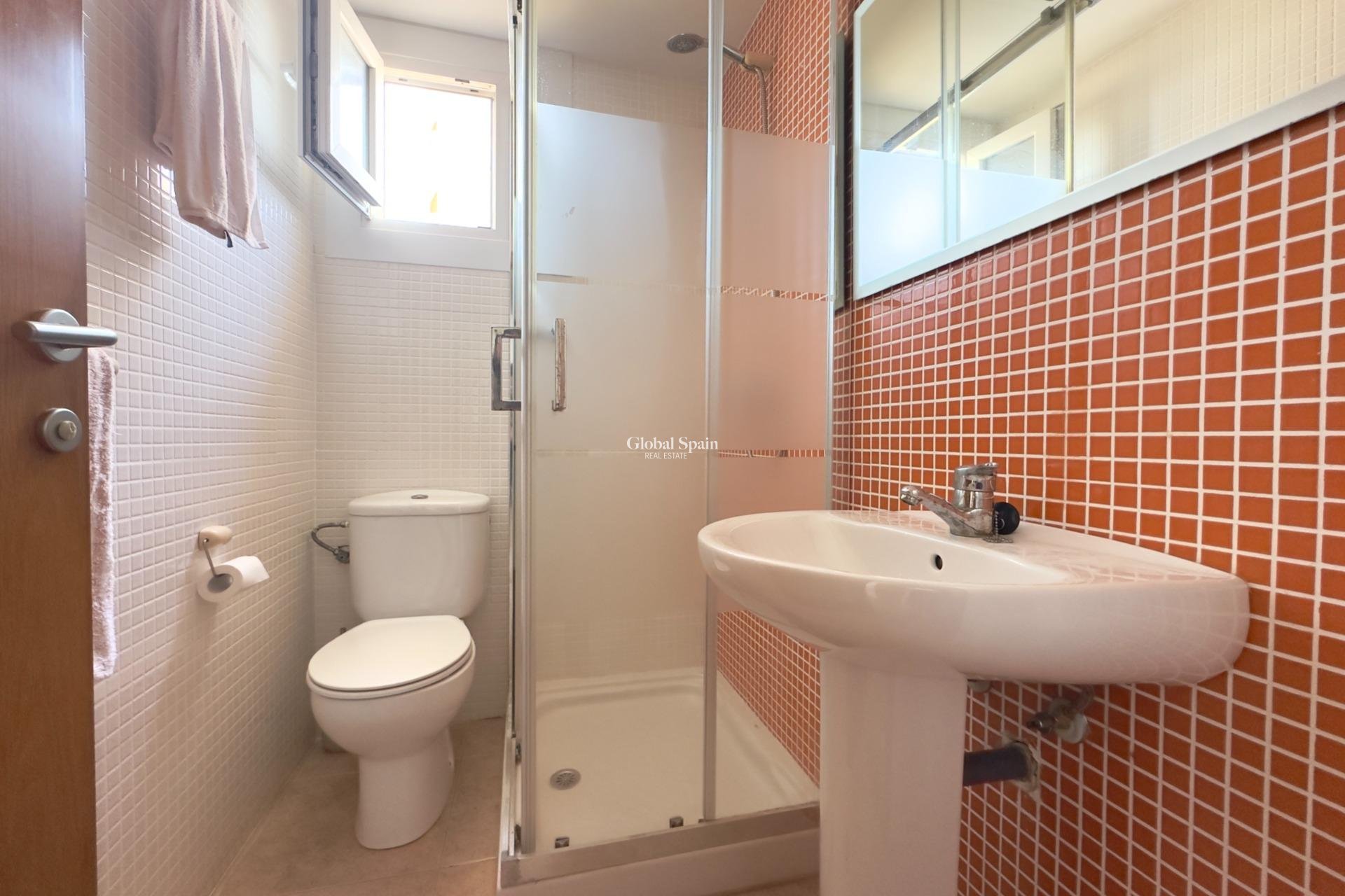 Odsprzedaż - MIESZKANIE -
LA MANGA DEL MAR MENOR - Playa del Esparto-Veneziola