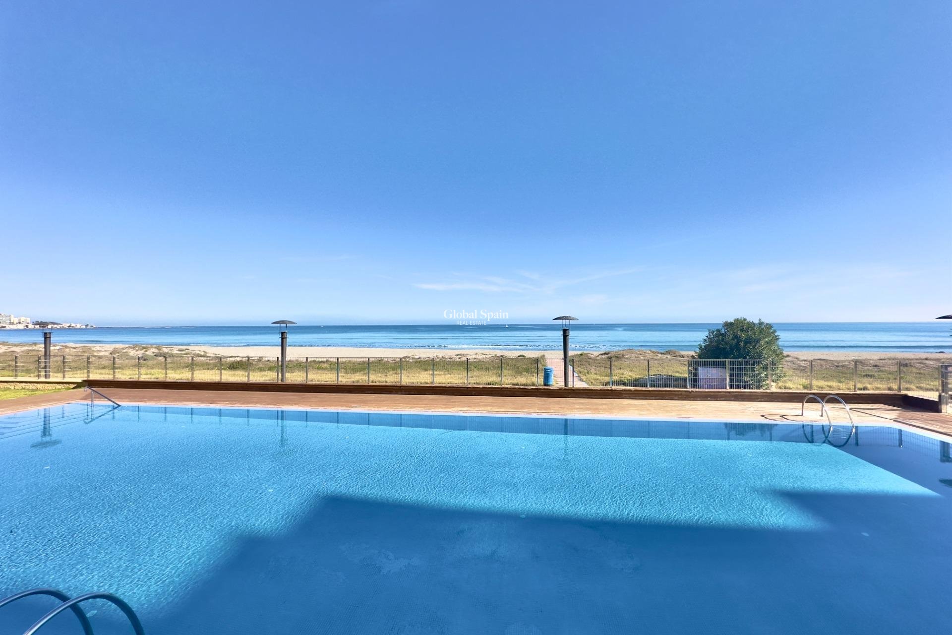 Odsprzedaż - MIESZKANIE -
LA MANGA DEL MAR MENOR - Playa del Esparto-Veneziola