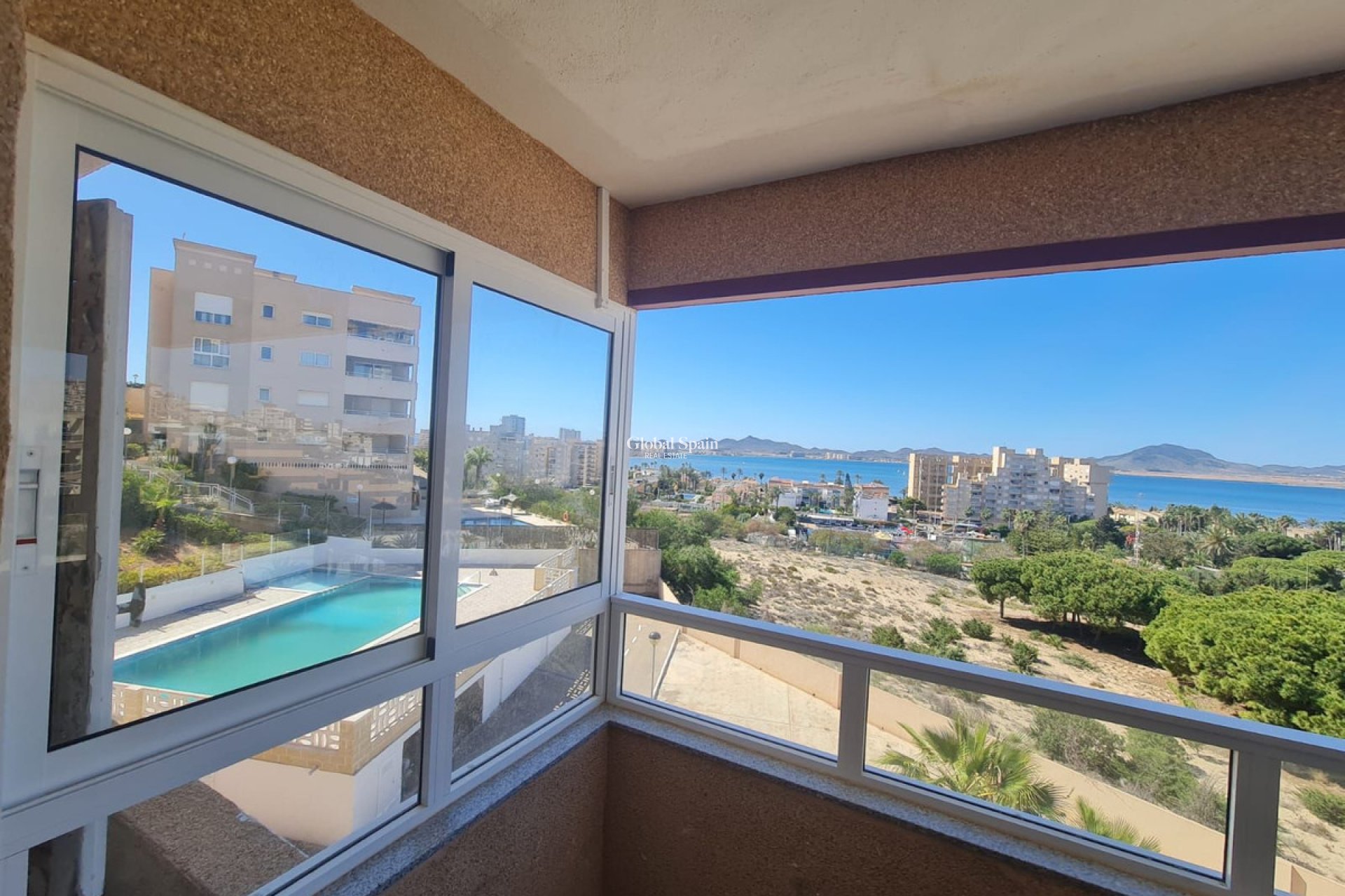 Odsprzedaż - MIESZKANIE -
LA MANGA DEL MAR MENOR