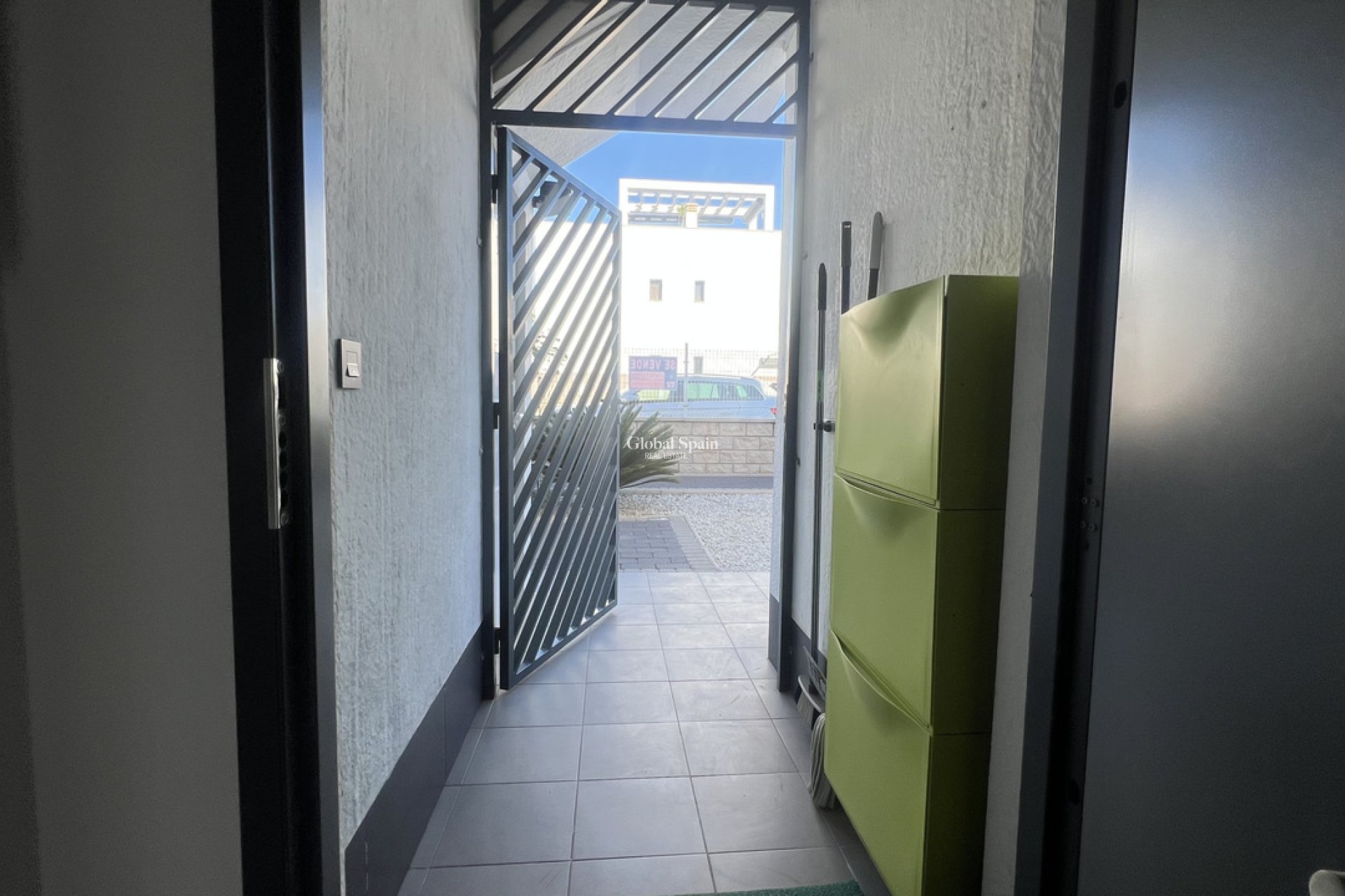 Odsprzedaż - MIESZKANIE -
LA ZENIA - Costa Blanca