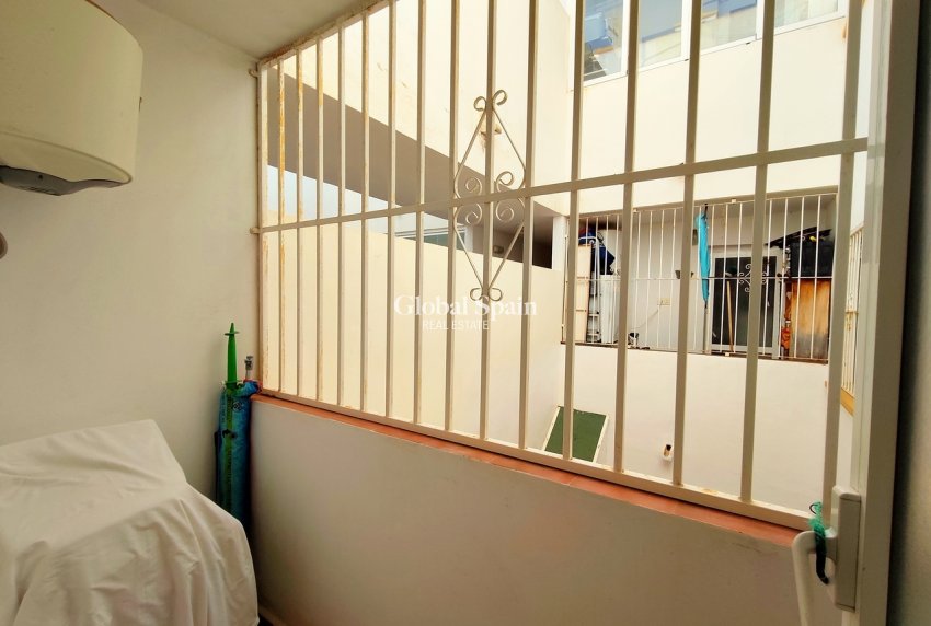 Odsprzedaż - MIESZKANIE -
LA ZENIA - Costa Blanca