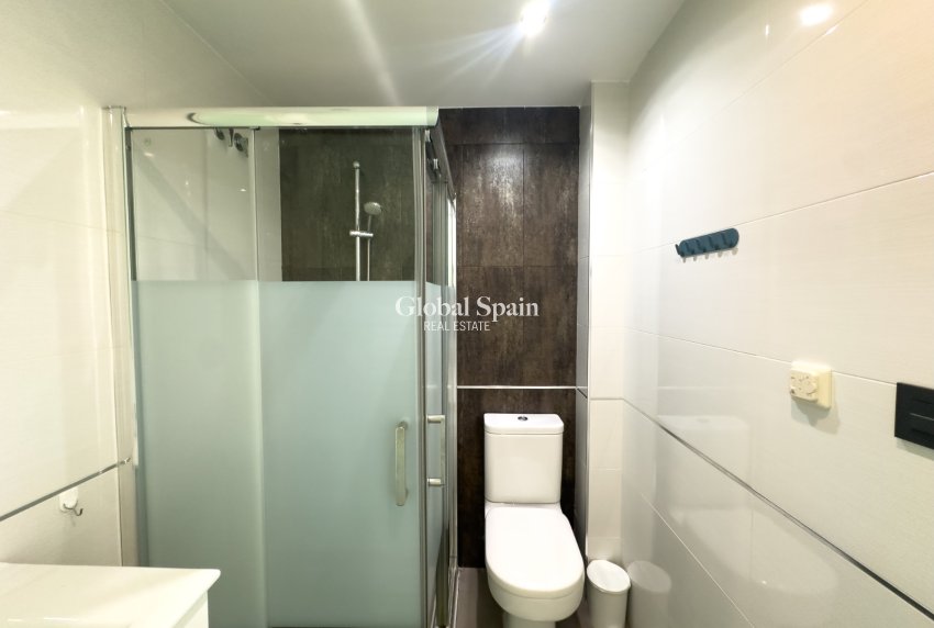 Odsprzedaż - MIESZKANIE -
LA ZENIA - Costa Blanca
